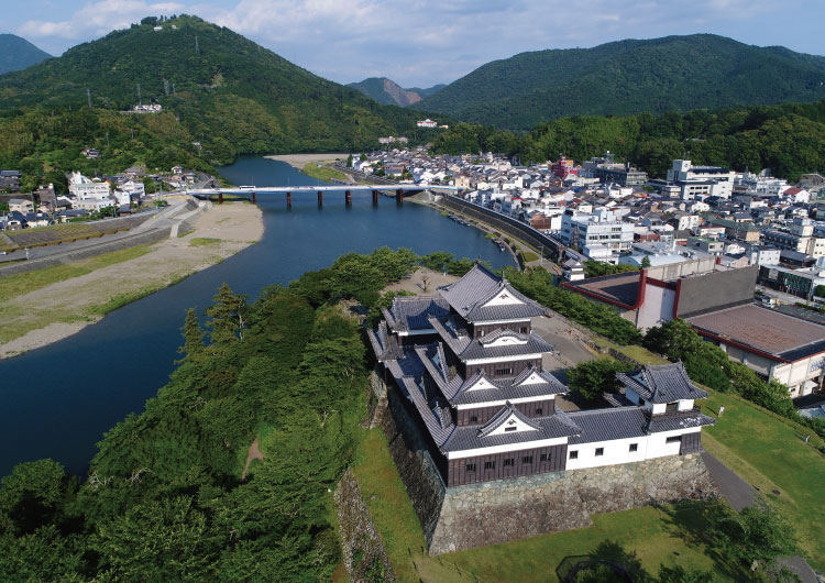 愛媛県大洲市役所